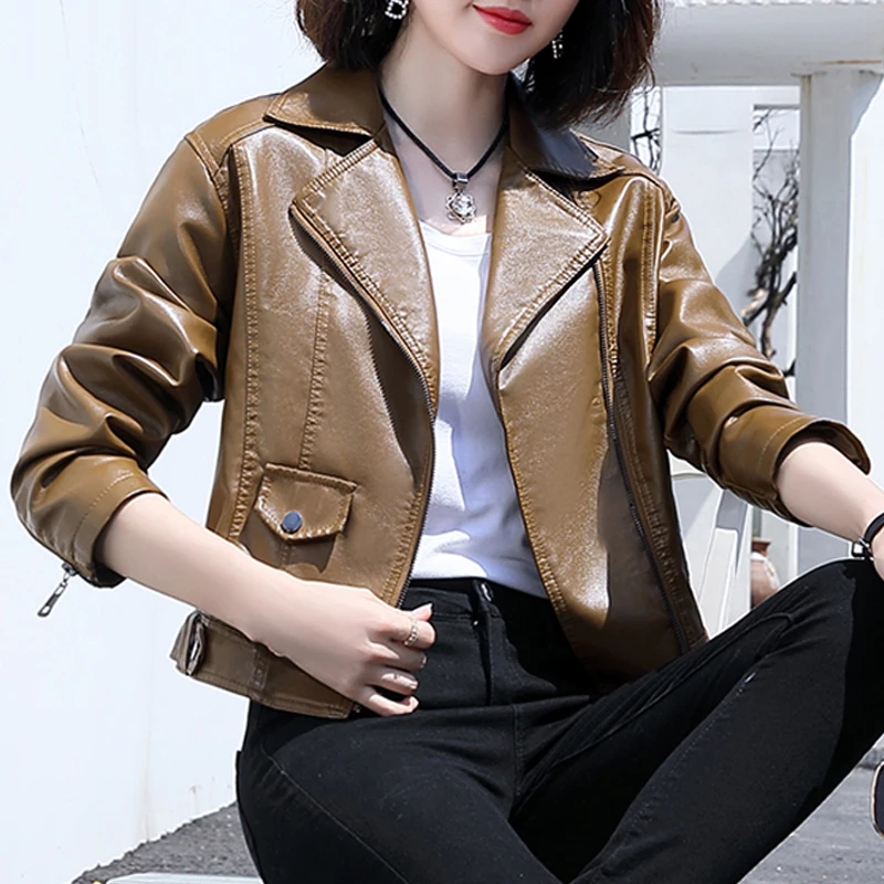 

Coats & Jackets