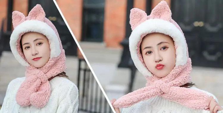 Комплект из шапки и шарфа с кошачьими ушками меха ягненка женская зимняя шапка