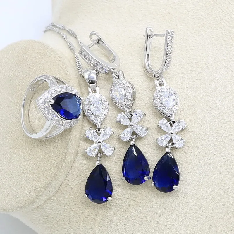 Комплект из колье серёг кольца и браслета с фианитом | Украшения аксессуары