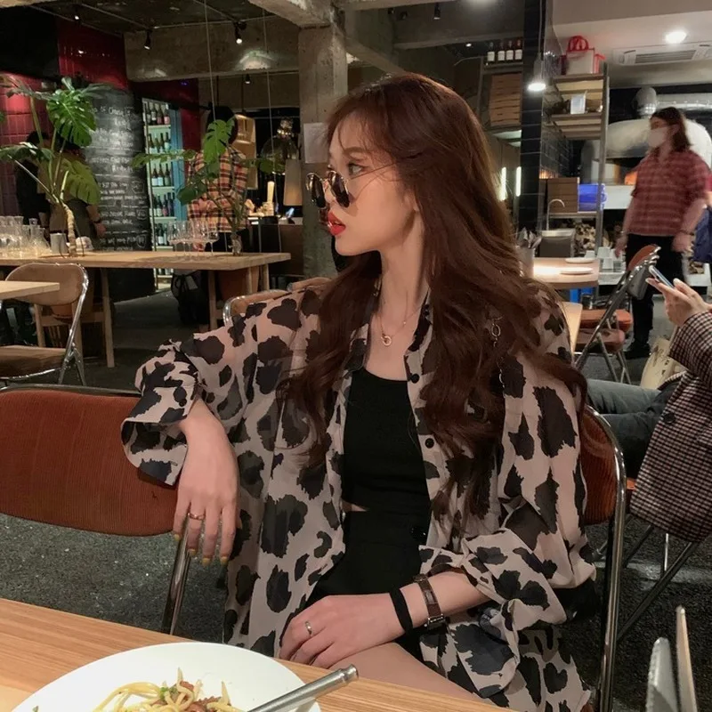 Шифоновая Блузка с длинным рукавом и пикантным леопардовым узором Блузы