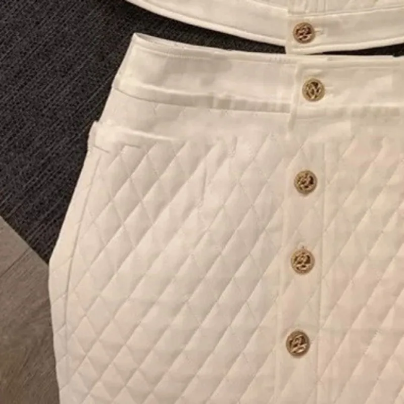 

DEAT 2021 New Autumn And Winter Fashion Casual Crowd Diamond Short Long Sleeve Jacket Short Skirt Two Piece Suit Women's SK642