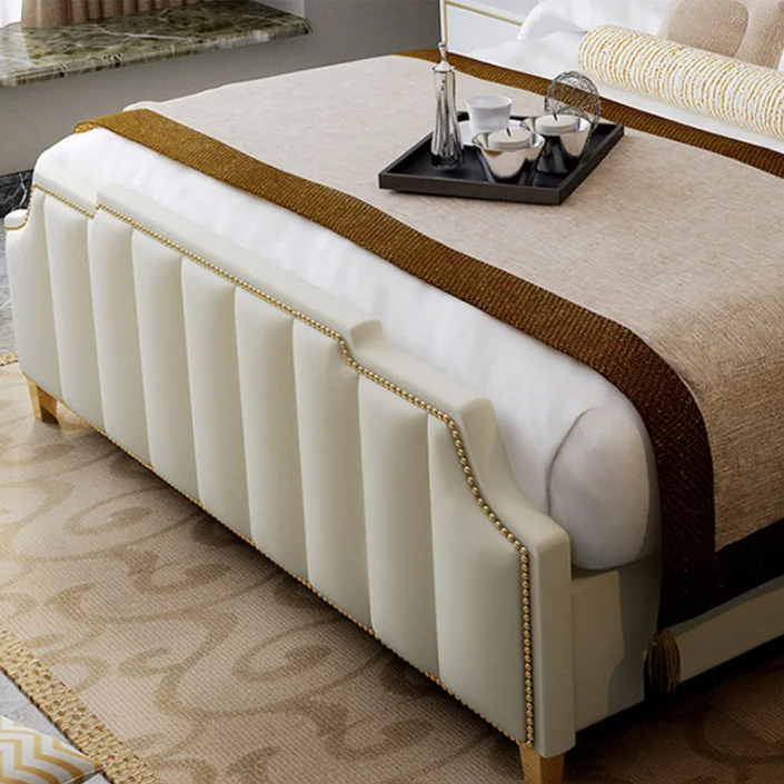 Кровать из натуральной кожи простой современный светильник роскошная