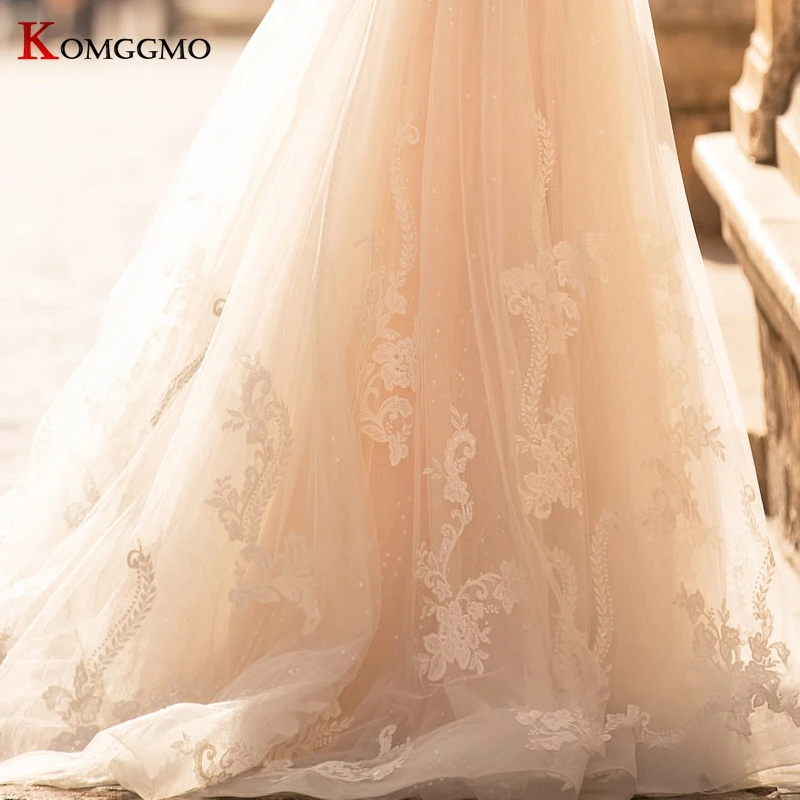 

Custom Made Deep V-Neck Embroidery Appliques Tulle Bridal Gown Elegant Off the Shoulder Court Train A-Line Wedding Dress 2021