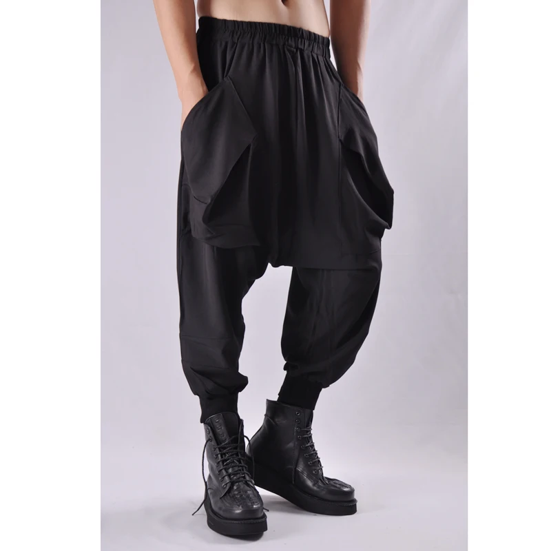 

Japanese men's casual cropped trousers big pocket harem pants loose low crotch bloomers plus size trousers