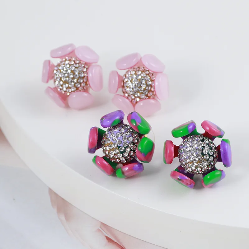 

Smudged light resin flower shape full diamond ball earrings