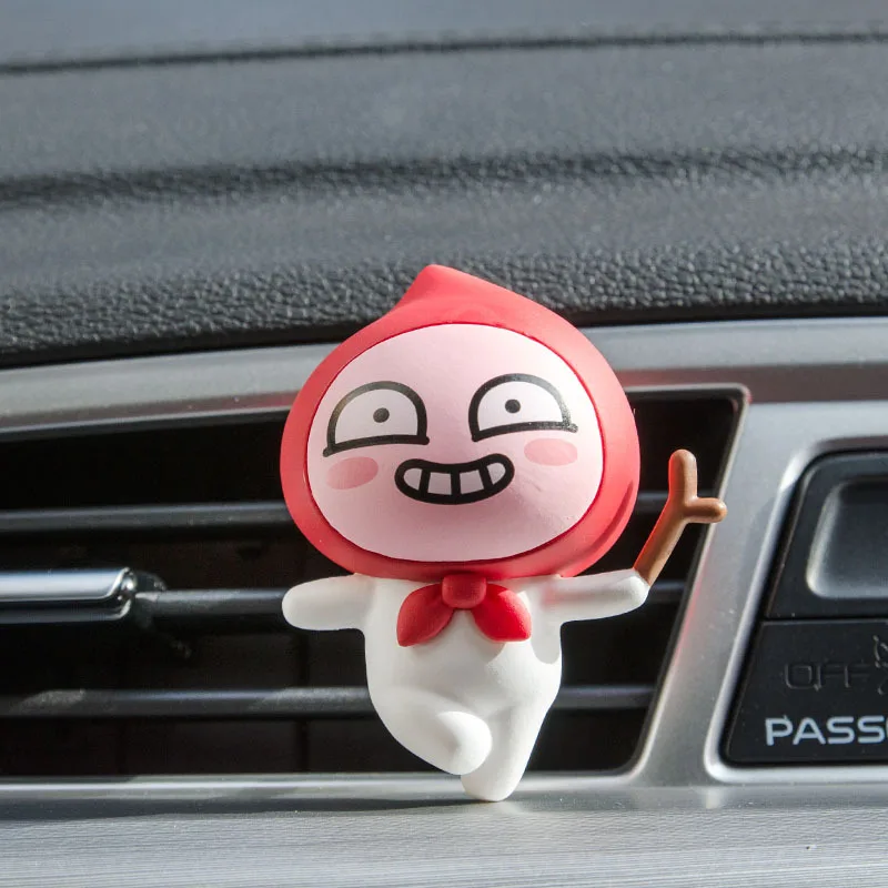 

2021 new cartoon peach car air freshener perfume car pendant decoration auto accessories