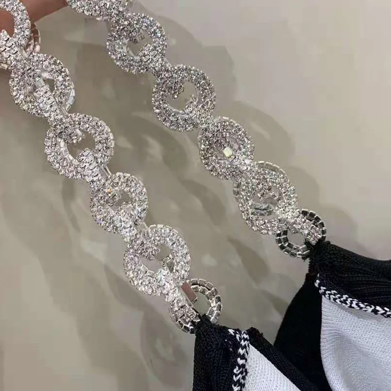 

Hoge Kwaliteit Strass Ketting Luxe Een-Woord Hals Strapless Vrouwen Sexy Slim-Fit Knit Dieptepunt Lange Mouwen trui Tops
