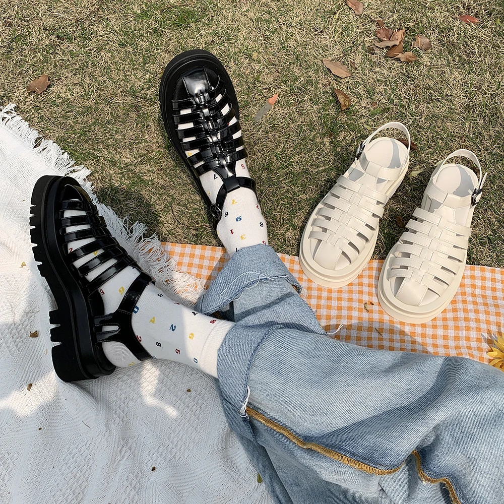 

Сандалии Женские однотонные в римском стиле, простые удобные повседневные босоножки с вырезами на толстой подошве, в студенческом стиле, ле...