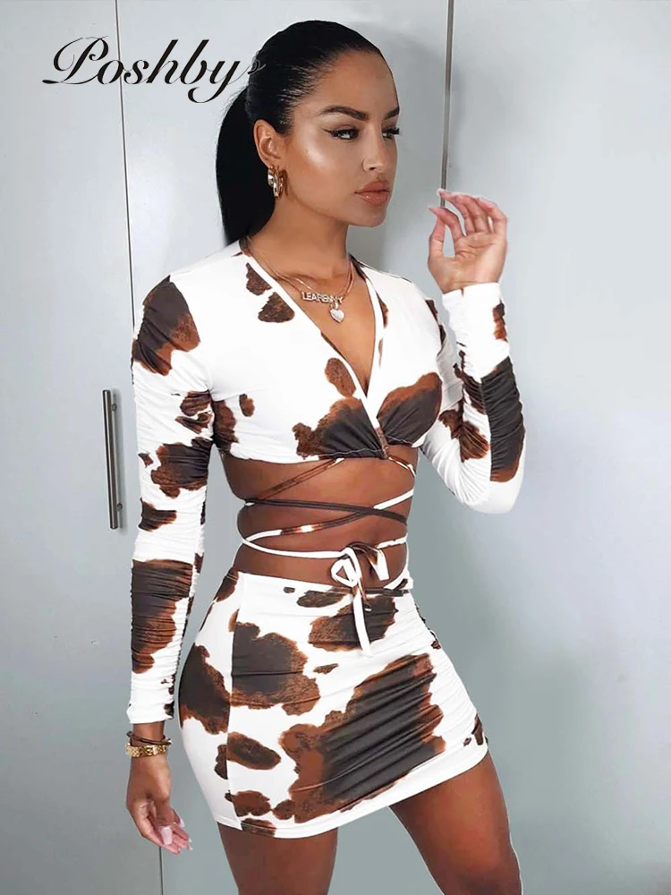 

Poshby Sexy Print V-neck 2 Piece Sets 2021 Spring Women Long Sleeve Lace Up T Shirt And Stretch Skinny Mini Skirt Nightclub Suit