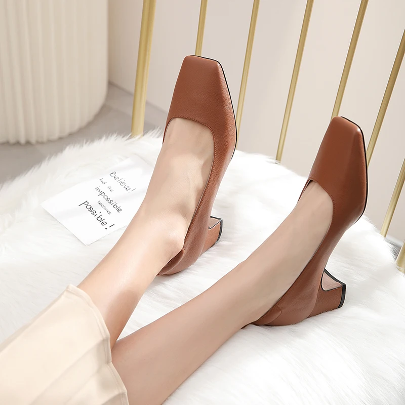 

Женские туфли-лодочки из натуральной кожи, однотонные туфли из натуральной кожи с квадратным носком длиной 22-25 см, 2020 см, 4,5