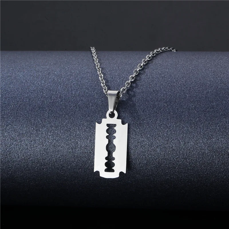 

New Product Trendy Female Hip-hop Street Titanium Steel Necklace Short Clavicle Chain Pendant Jumper Accessories