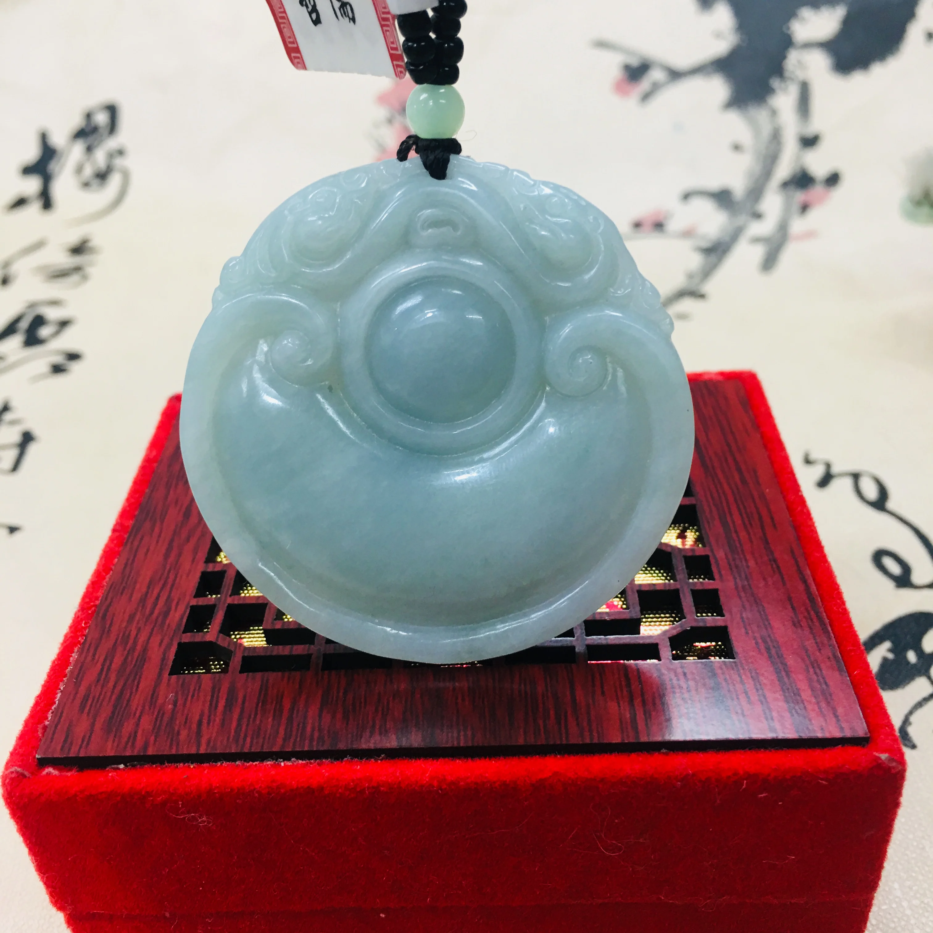 

Zheru pure natural Jadeite carved light green Fushou pendant with green bead chain sweater chain Send A certificate