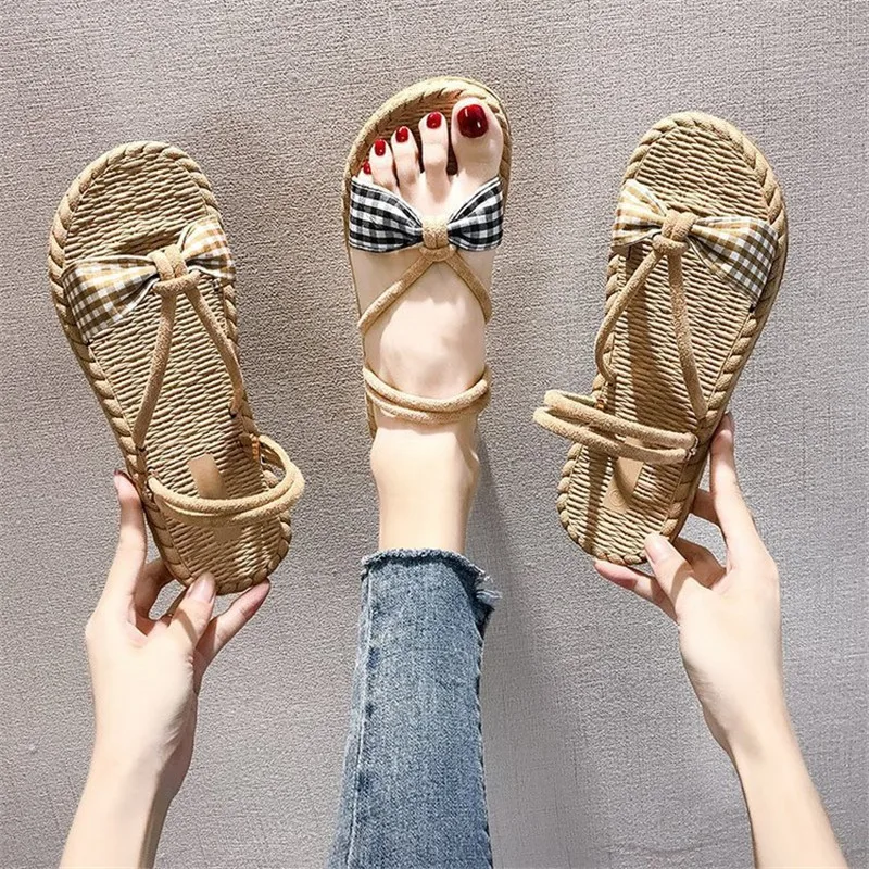 

2020 cute and sexy comfortable new all-around women's shoes with thick soled beach shoes on the outside