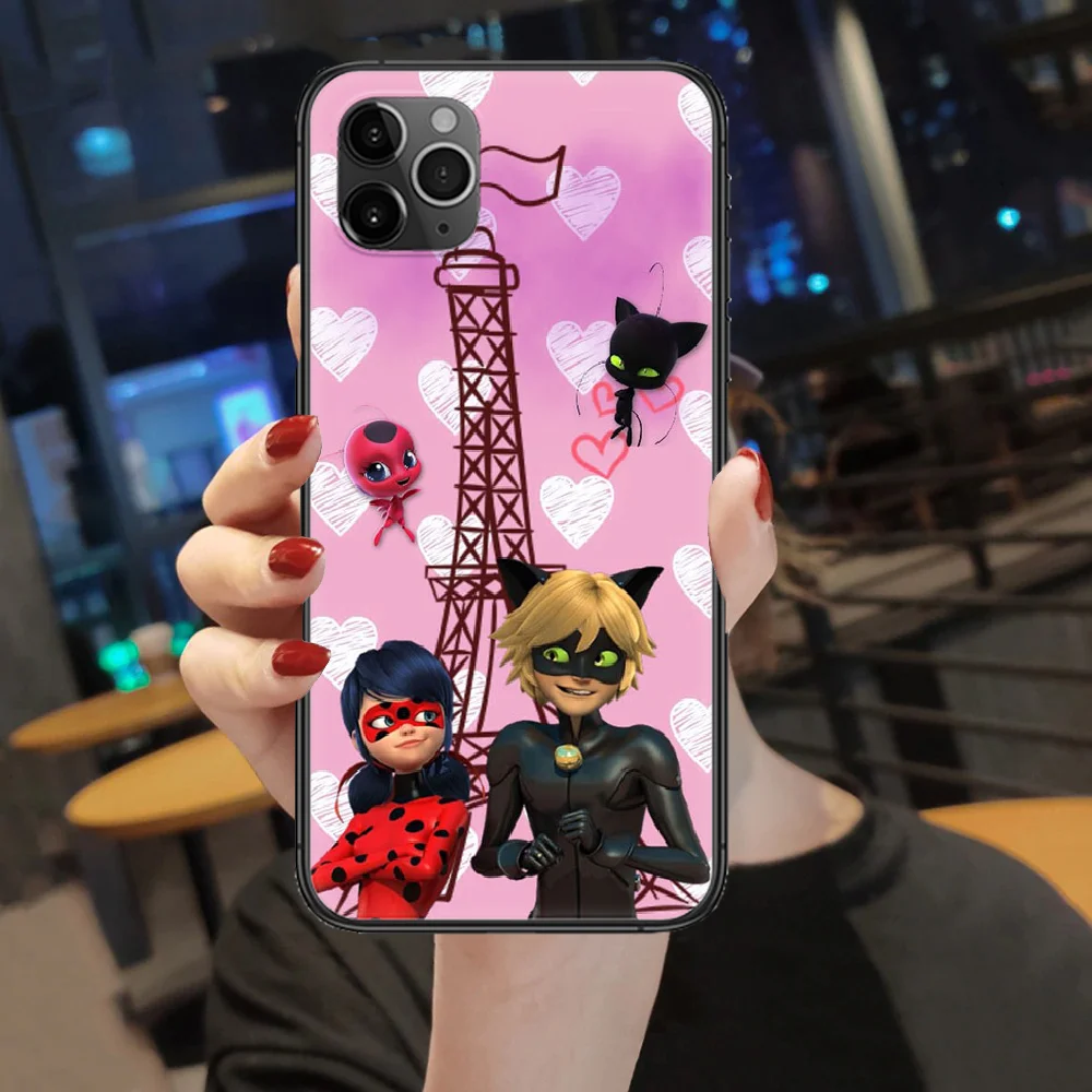 

Lady cattoon cat bug Phone Case Cover Hull For iphone 5 5s se 2 6 6s 7 8 12 mini plus X XS XR 11 PRO MAX black luxury prime
