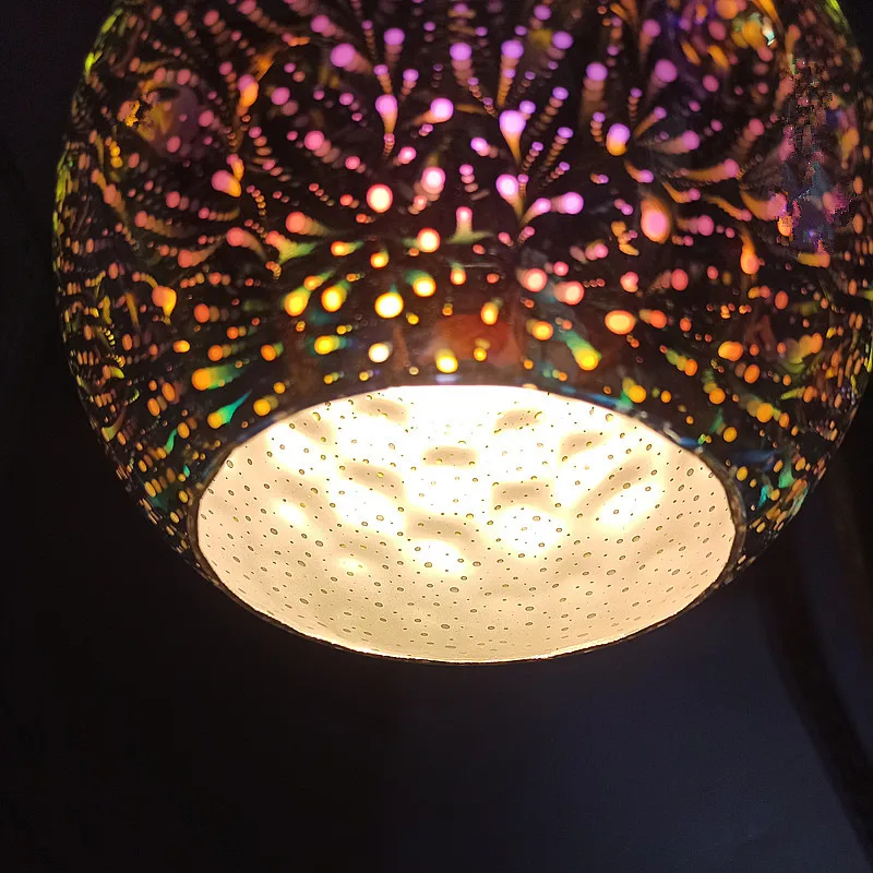 Светильник подвесной LED с 3D-огненными фейерверками, украшенный цветными позолоченными стеклянными шариками для бара, обеденной зоны, кухни: Вспышка.