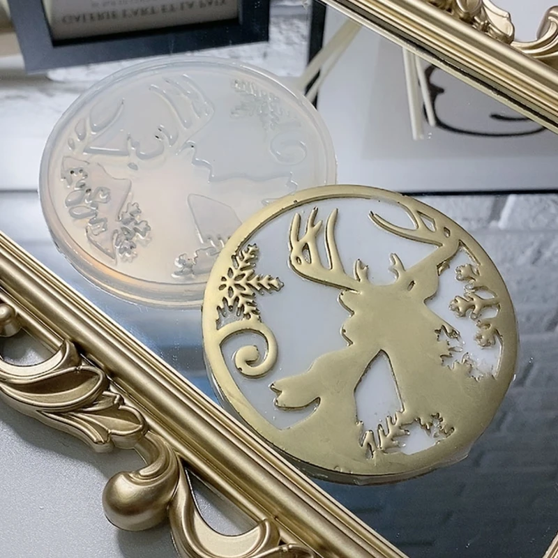 

Cat Christmas Elk Pendant Crystal Epoxy Resin Mold Ornament Silicone Mould DIY Crafts Decorations Jewelry Making Tool