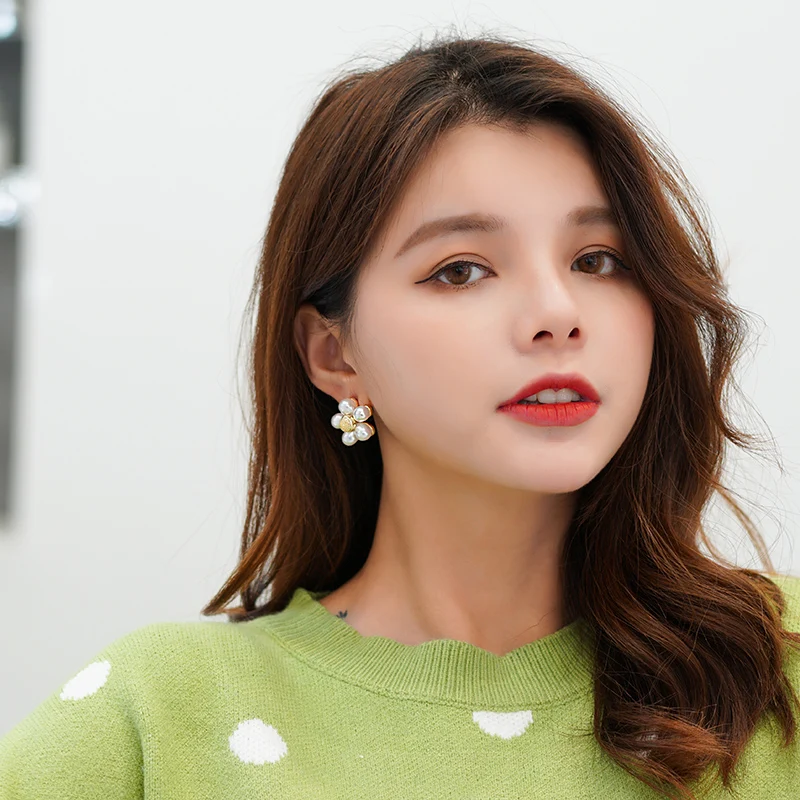 Женские серьги гвоздики Xinwei модные в стиле барокко с жемчужинами и цветами