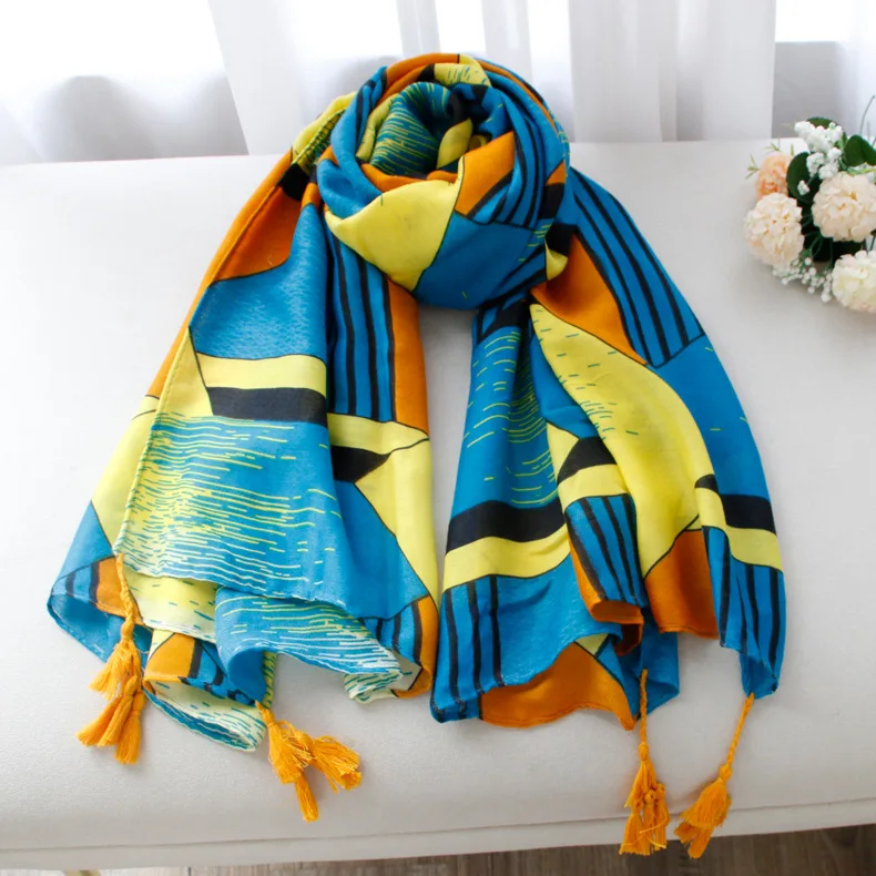 

2019 seaside beach sunscreen shawl ladies scarf dual-use Korean version of the thick ethnic wind travel big scarf winter scarf