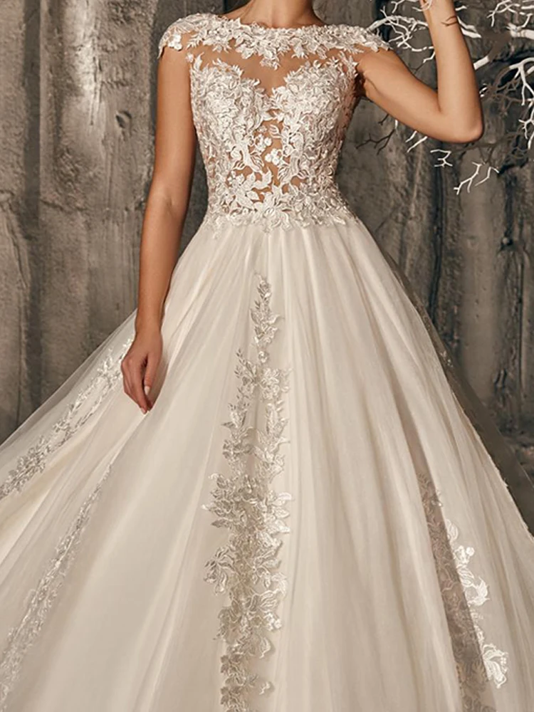 

YILIBER Lace wedding dress retro luxury o-neck wedding gown 3d flower sleeveless embroidery applique backless big skirt