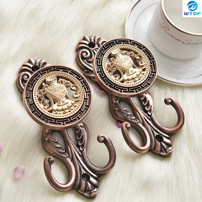 

2Pcs/Set Luxury Fashion European Treasure Pot Curtain Hook Bracket Hanger Display Stand Wall Hanging Hook Curtain Accessories