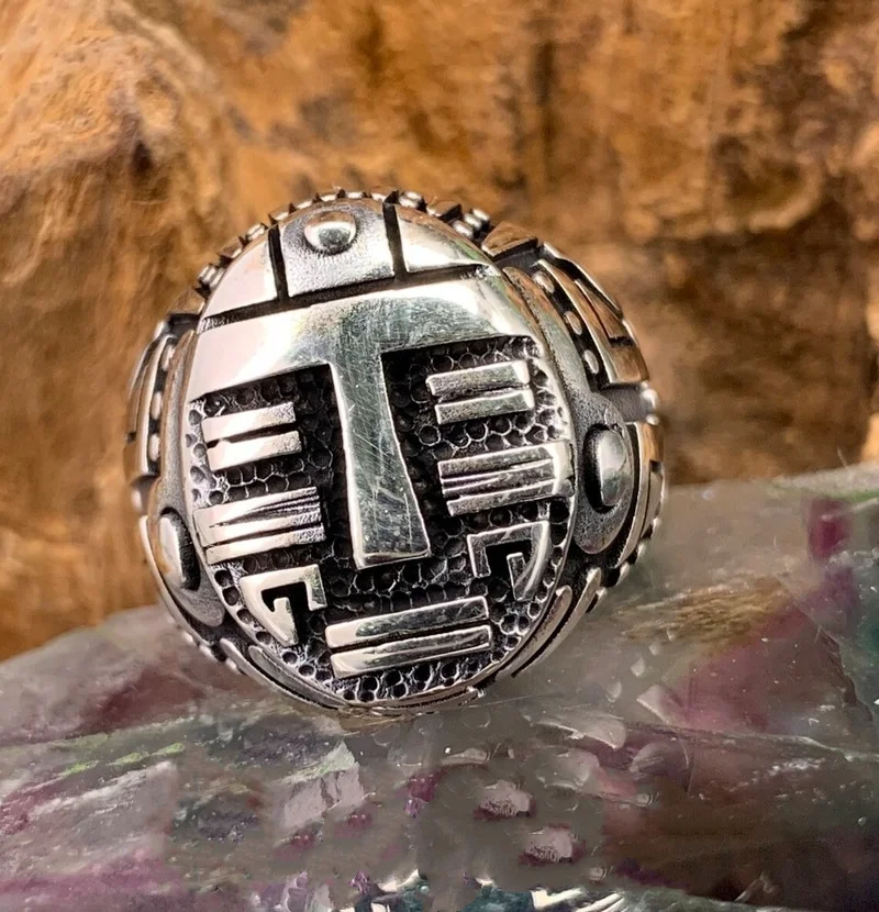 

Vintage Silver Domineering Strange Mask Men's Ring 2021 Carving Pattern Fashion Trend Alloy Party Travel Accessories Jewelry