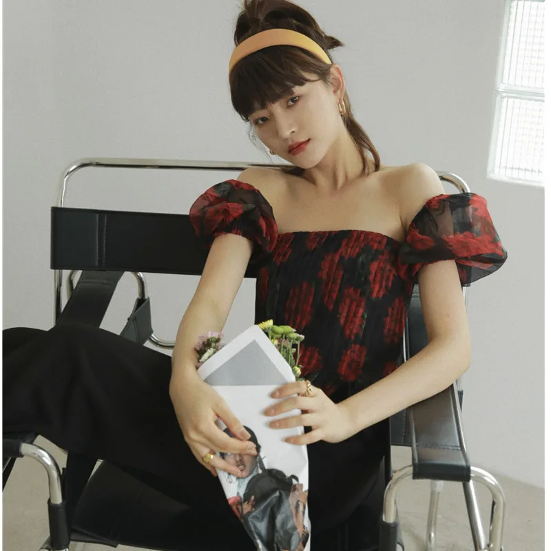 LANMREM вышивка квадратный воротник Дворцовый стиль открытая спина красный и черный