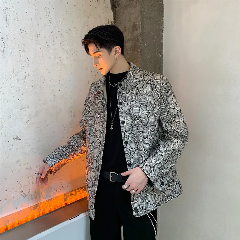 

Men Punk Leather Jacket Vintage Fashion Loose Casual Snake Print Leather Jacket Male Streetwear Coat Outerwear