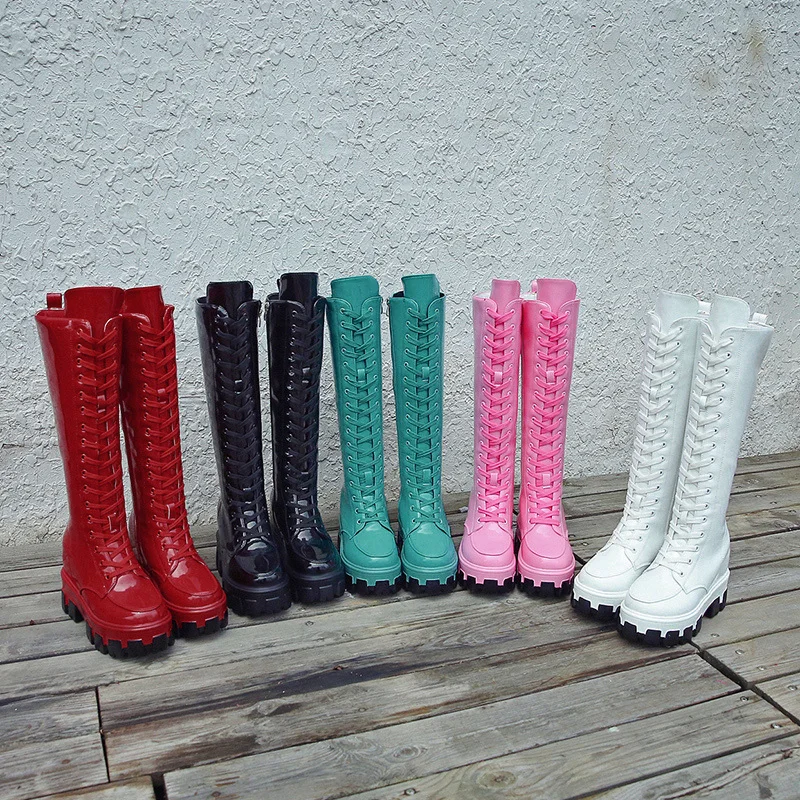 Женские сапоги на танкетке зимние до колена платформе с молнией женская модная
