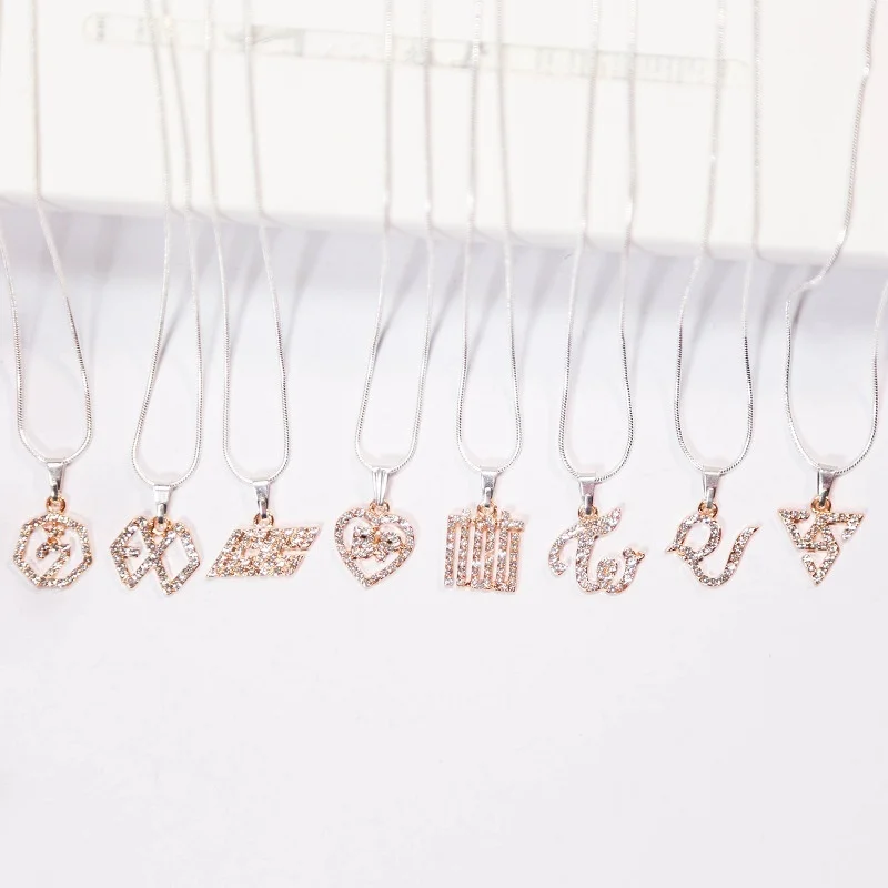 

KPOP Bangtan Boys EXO GOT7 twice ikon necklace mobile phone pendant earrings diamond Cosplay Gift JUNGKOOK JIN Collection