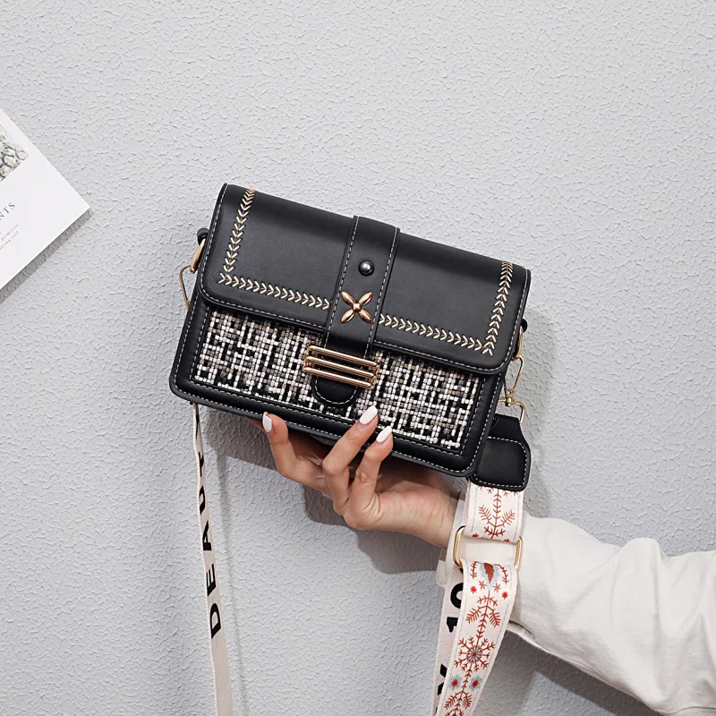 

New Woman Fashion Shoulder Bag High Quality PU Chain Messenger Bag Underarm Bag Luxury Brand Bag Handbag Handbag Trend In 2021