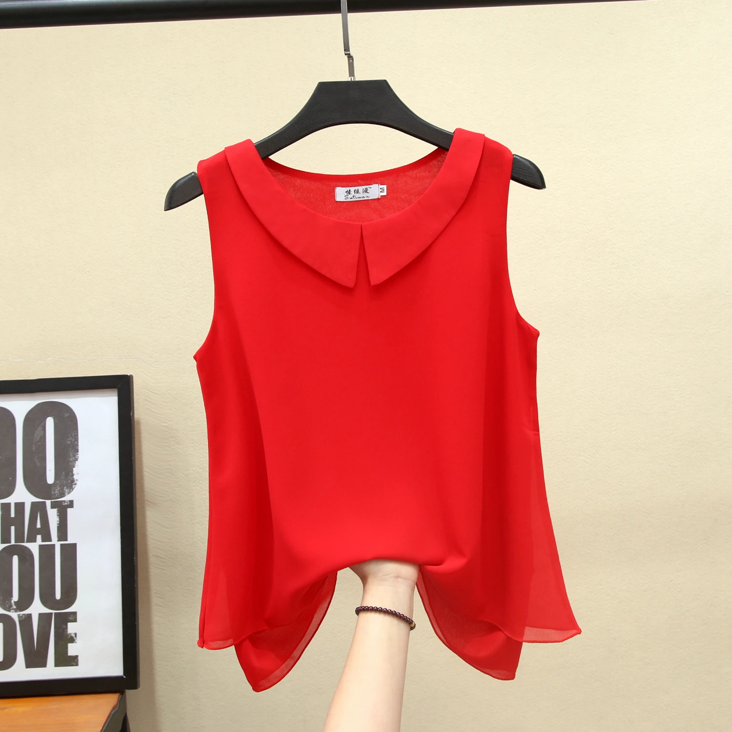 Женская шифоновая блузка без рукавов с кукольным воротником однотонная размера