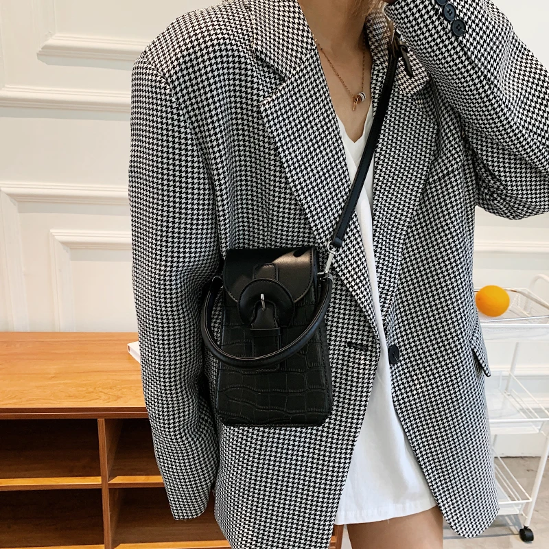 

Новая осенне-зимняя женская сумка, модная универсальная сумка через плечо высокого качества с текстурой на одно плечо, Повседневная малень...