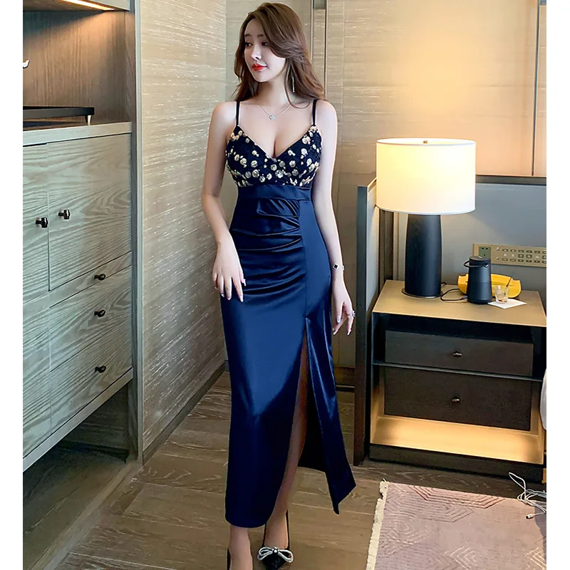 

2021 Simple Deep V Neck Spaghetti Strap High Slit Evening Dresses Ladies Sexy Slim Skinny Sequins Clubbing Robes Fashion Gowns