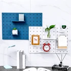 Pegboard Ванная комната Спальня дырочный доска клей Удар Бесплатная стеллаж для хранения Гостиная Нескользящие настенная полка Дисплей стенд Кухня