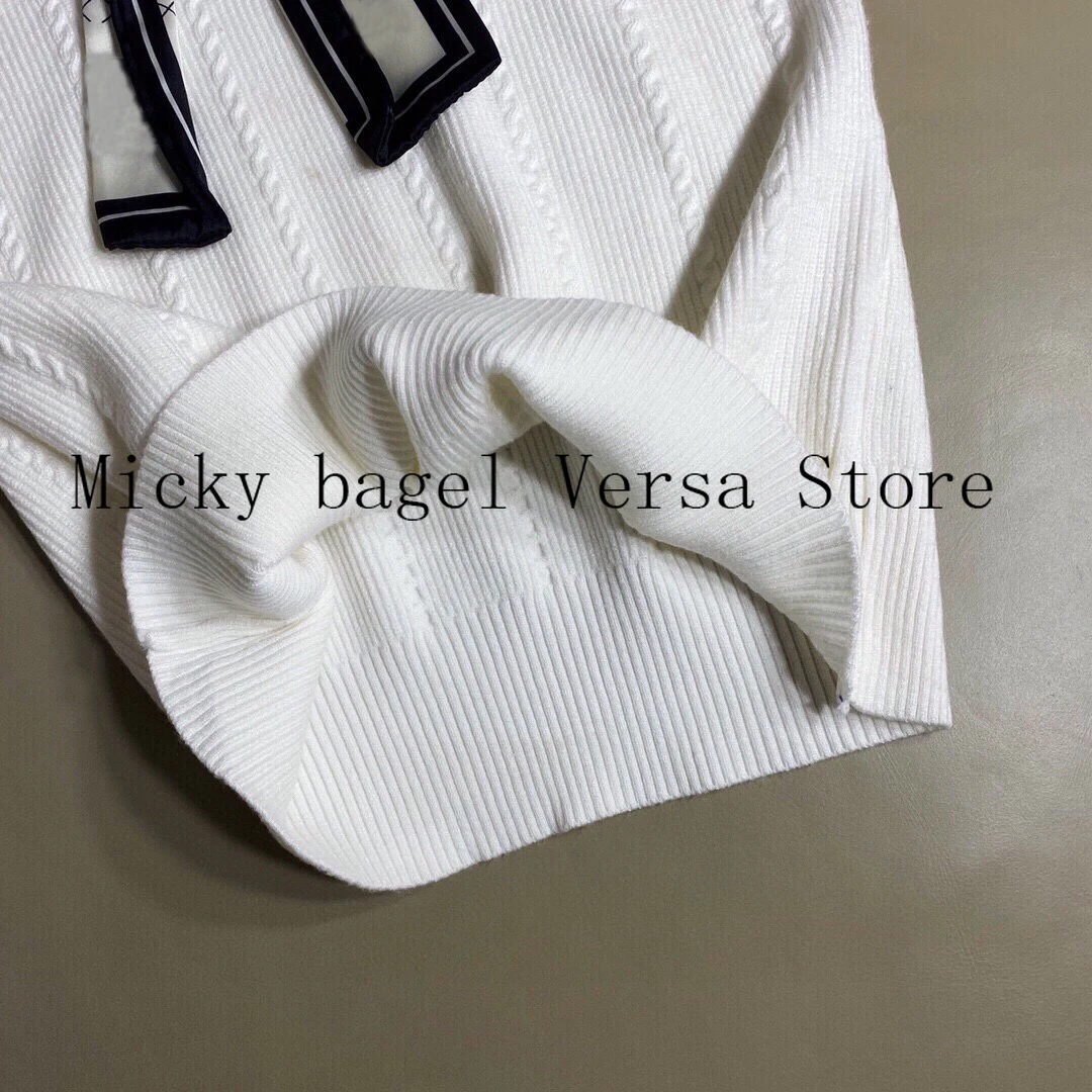 

2021 luxury brand embroidery letter printing fashion women's top temperament silk scarf bow neck versatile wool blended Pullover