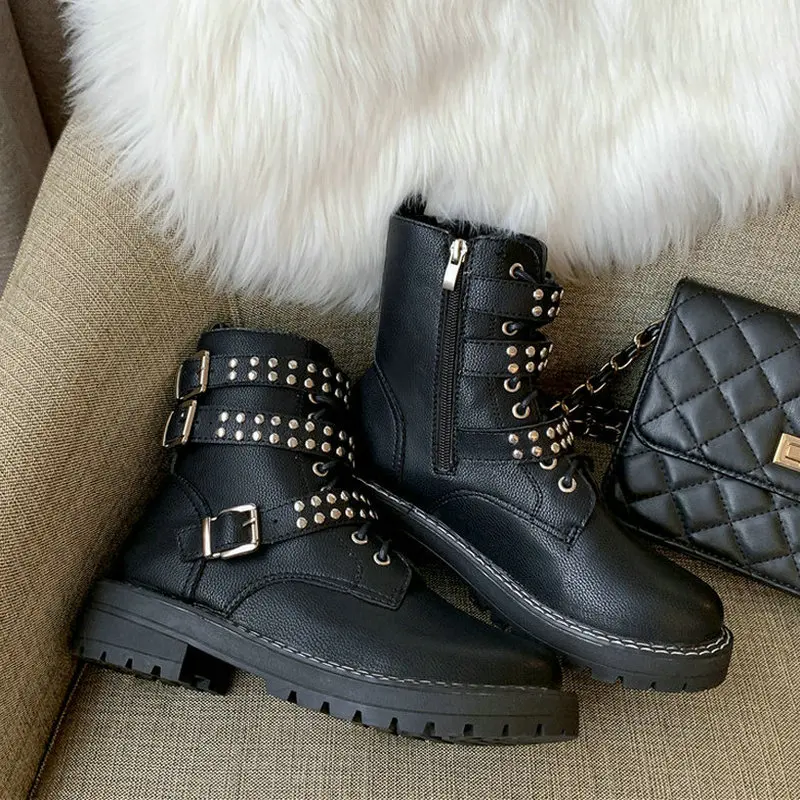 Женские ботильоны черного цвета с заклепками женские узкие полосы на молнии