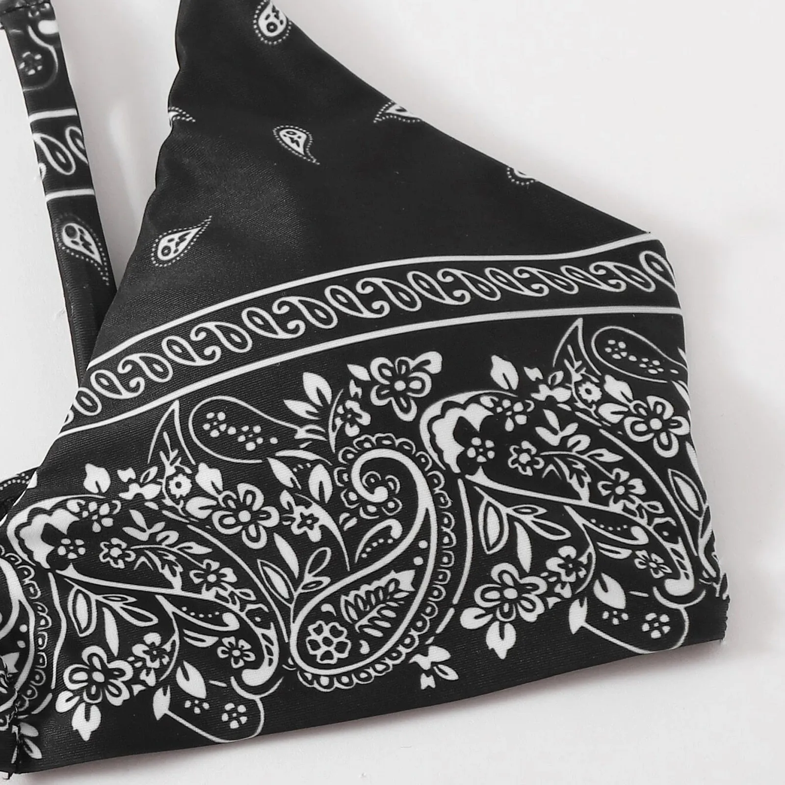 

Women Paisley Printed Ring Linked Thong Swimwear Bikini Set Two Piece Swimsuit Push Up Swim Suit Beach Female Swimsuit Swimming