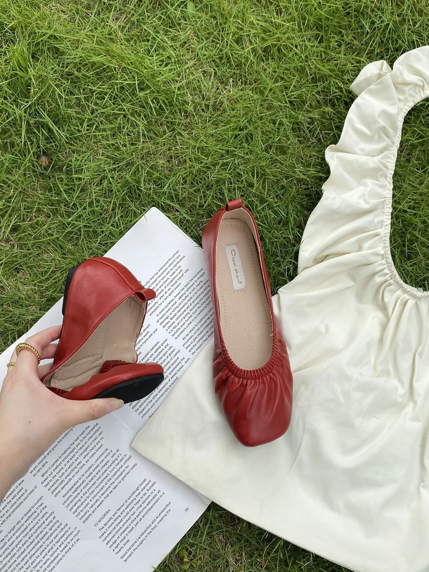 

Shoes Woman 2021 All-Match Square Toe Female Footwear Slip-on Casual Sneaker Soft Modis Shallow Mouth New Dress Slip On Moccasin