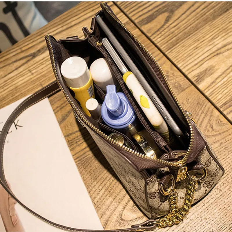 

Women's Handbags