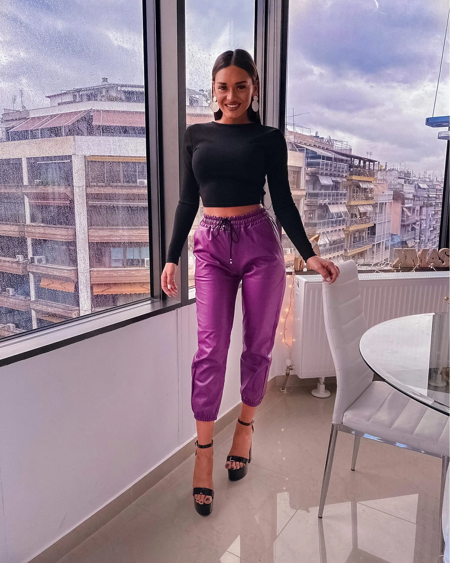 

Sexy Backless Black Tee Shirt Femme Long Sleeve Back Cross Hollow Out Casual T-Shirt Spring Autumn Skinny O Neck Crop Tops Women