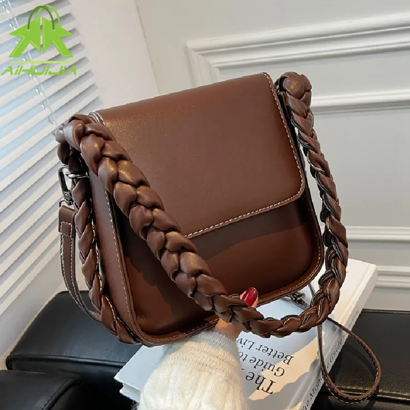 

Ретро однотонная сумка на плечо для женщин, новинка 2021, Высококачественная сумка из искусственной кожи, дизайнерская повседневная женская ...