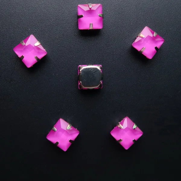 A23 Fuchsia Милый Серебряный металлический коготь 50 шт/п желе конфеты и AB цвета стекло кристалл 8 мм квадратной формы пришить стразы свадебное платье diy отделка - Цвет: A23 Fuchsia