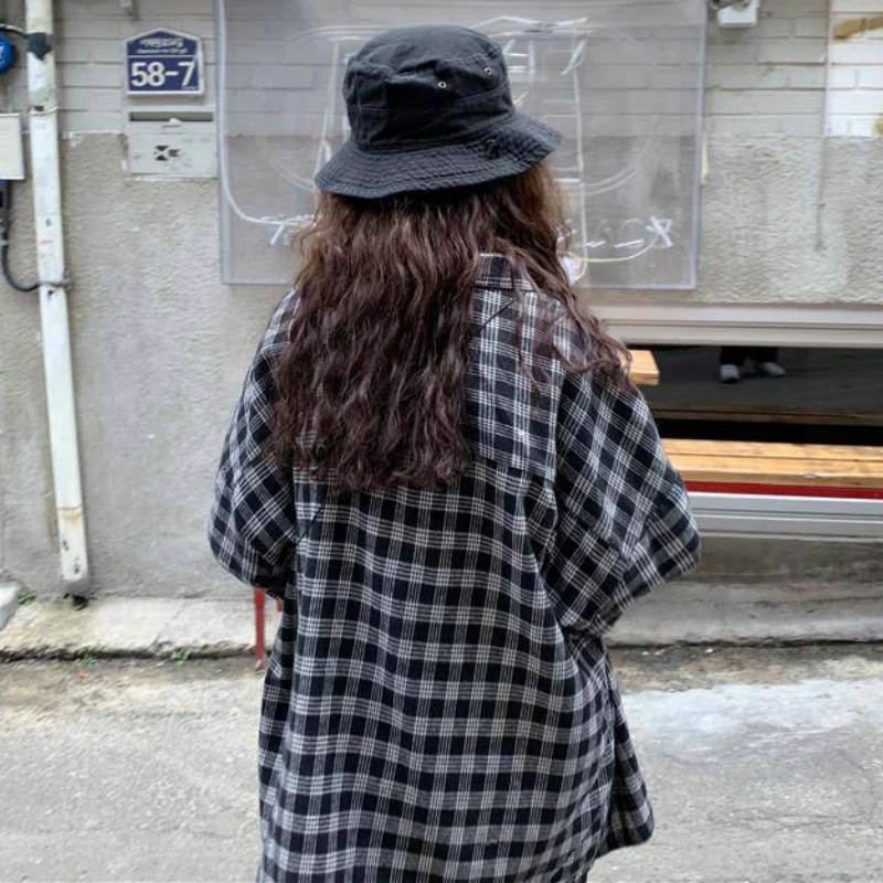 

Long Sleeve Plaid Shirts Women Turn-down Collar Outwear Loose Retro Sun-proof All-match Chic High Street Casual Blouses Ulzzang