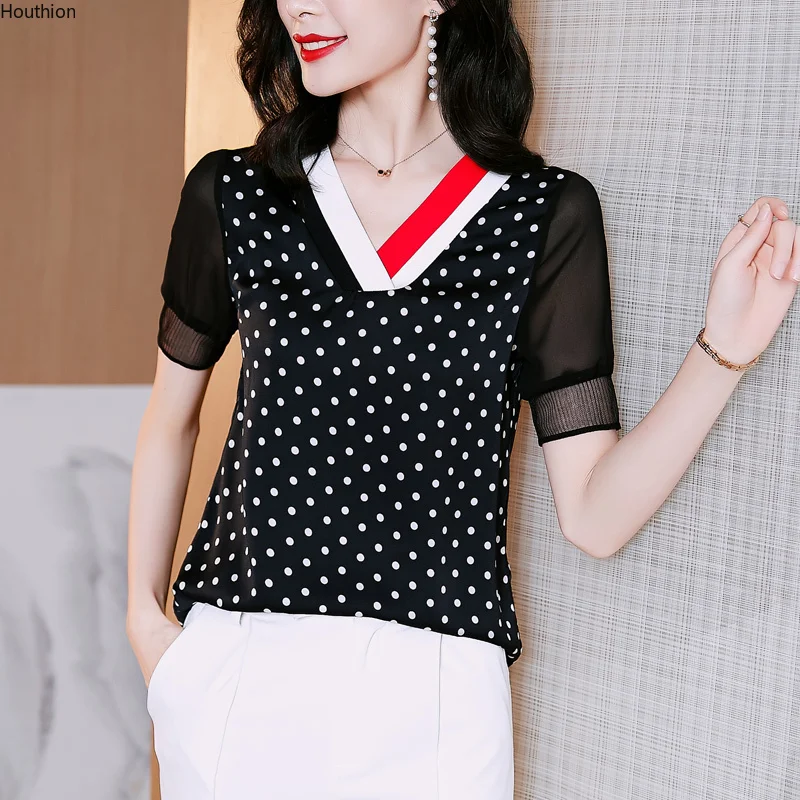 

New Short-sleeved Blouse Silk Leisure Tops V-neck Polka Dot Korean Comfortable Fashion Blouses Splicing Summer Houthion