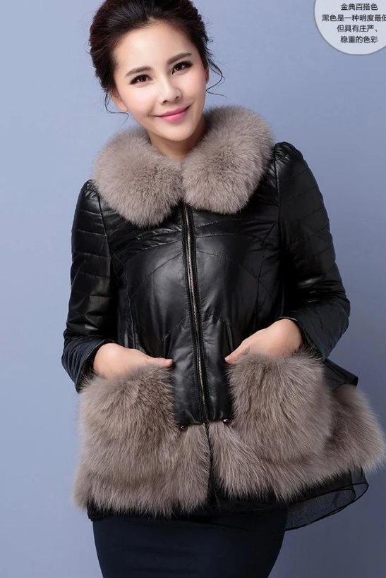 Женский короткий пуховик из 100% натуральной овечьей кожи на утином пуху с лисьим