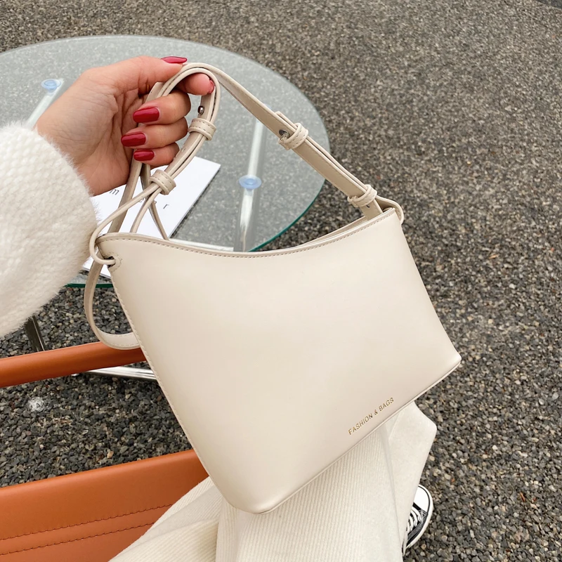 

Pure color casual soft leather messenger bag handbag shoulder bag messenger bag 2021 fashion large capacity ladies fashion 2021