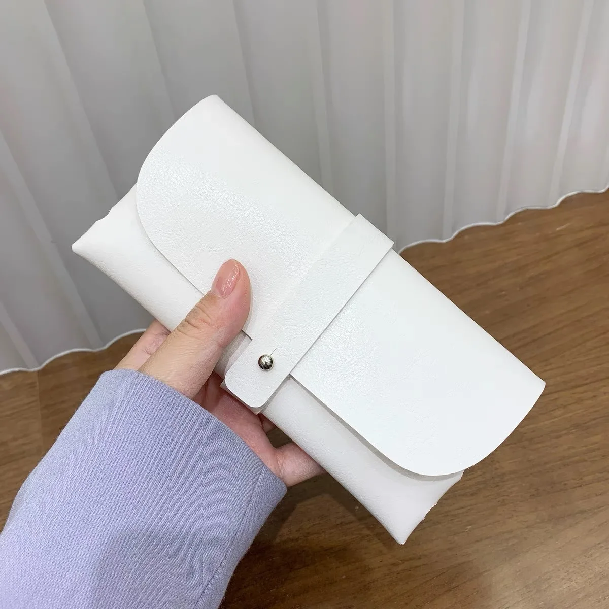 

New Fashion Solid Color Glasses Case Retro Literary Simple Glasses PU Bag Soft Leather Girl Portable Sunglasses Bag Storage Bag