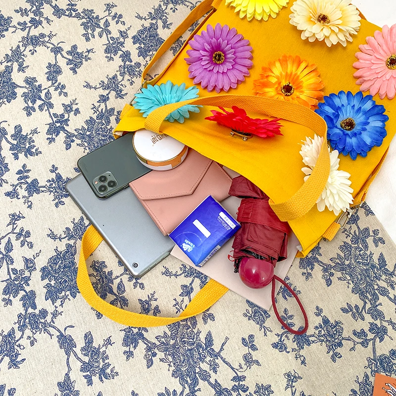 

Summer Casual Canvas Bags for Women 2021 New Fashionable Flowers Cute Shoulder Bag Big Popular Funny Shopping Tote Bag Large