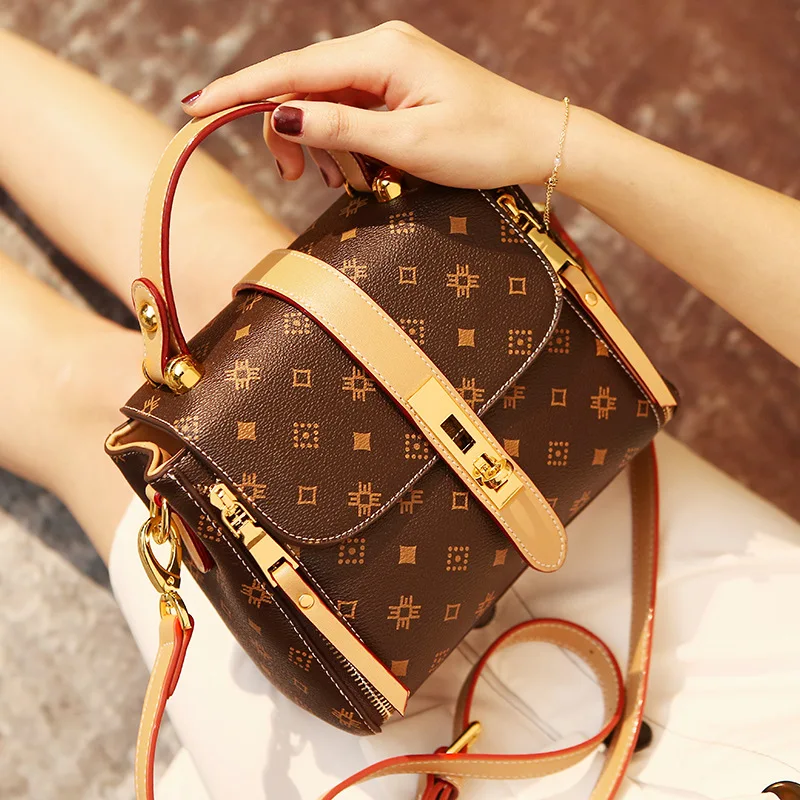 

2021 New Trend All-match Messenger Bag Female Designer Purses and Handbags Genuine Leather Women Buckets Channels Handbags Gg Cc