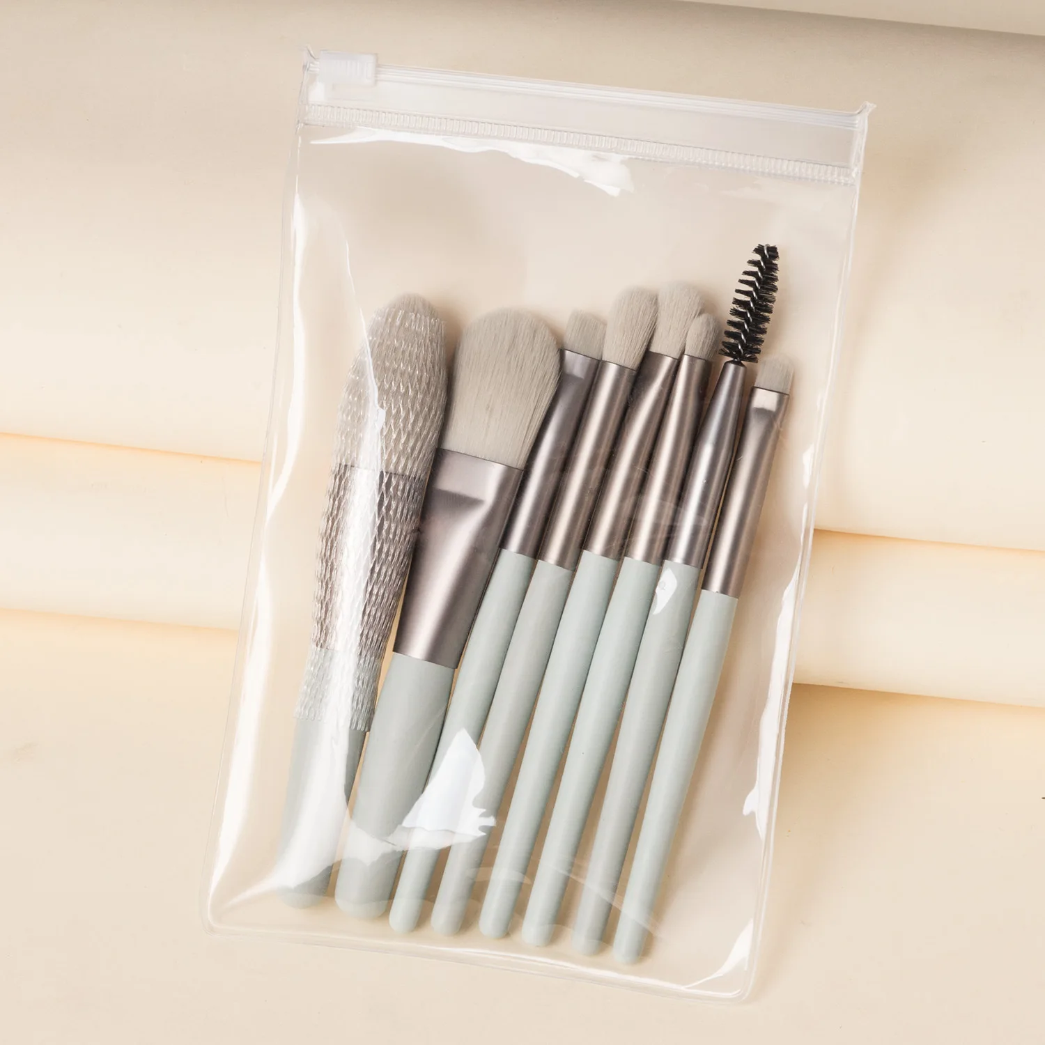 

8pcs/Bag Portable Concealer Blush Makeup Brush Set Beauty Cosmetic Tools Kit
